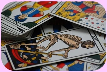 The Tarot world card for psychic readings